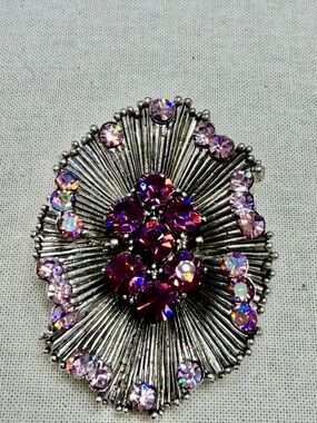 Vintage Rhinestone Aurora Burst Brooch #230UB